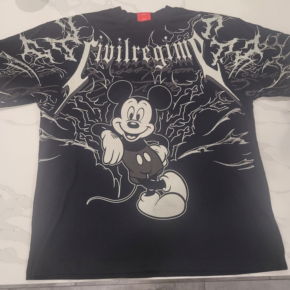 Civil Regime Disney Black Graphic T-Shirt with Mickey Mouse Design